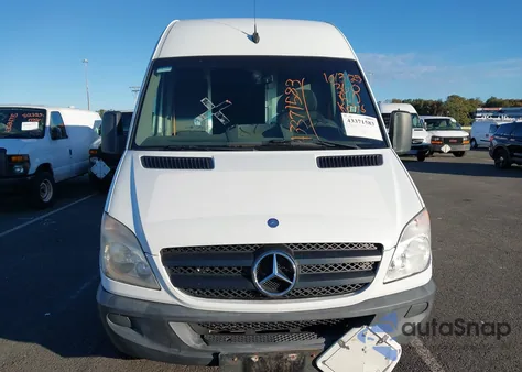 2011 Mercedes-Benz Sprinter 2500 High Roof from USA, damaged, VIN WD3PE8CB7B5601479